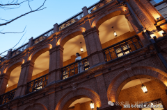 本电开辟商供给线上预定售楼德律风