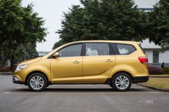 同样可以或许起到防护车漆不受刮擦的